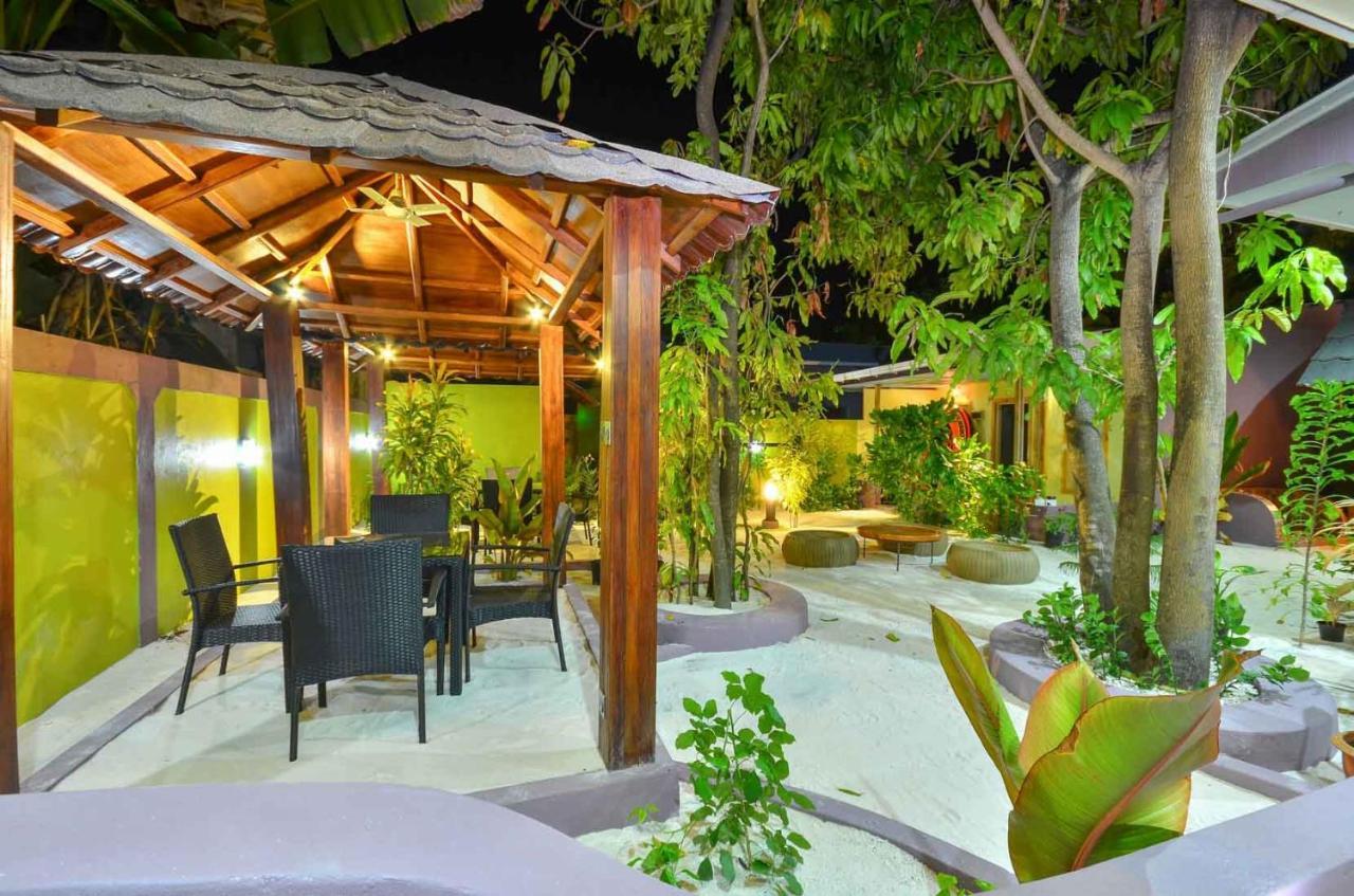 New Moon Village Ukulhas Extérieur photo